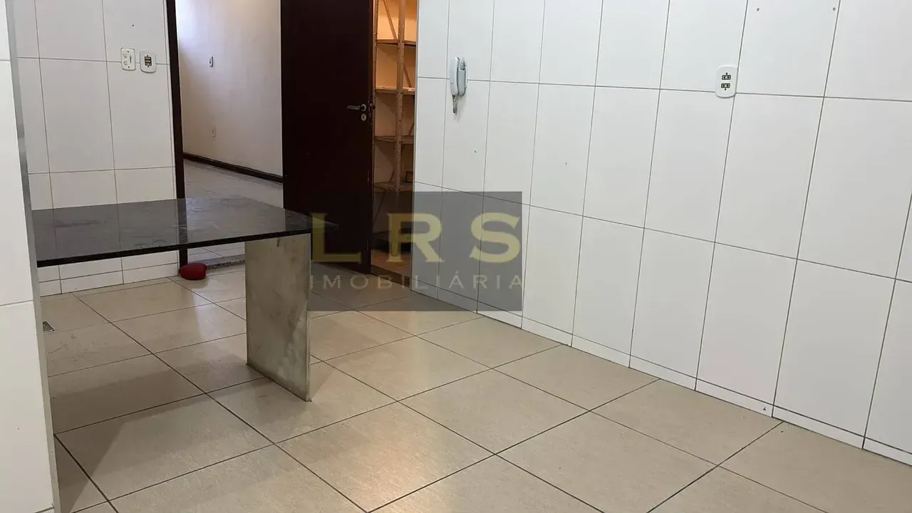 Casa para locação com 3 quartos e 2 banheiros — photo 2
