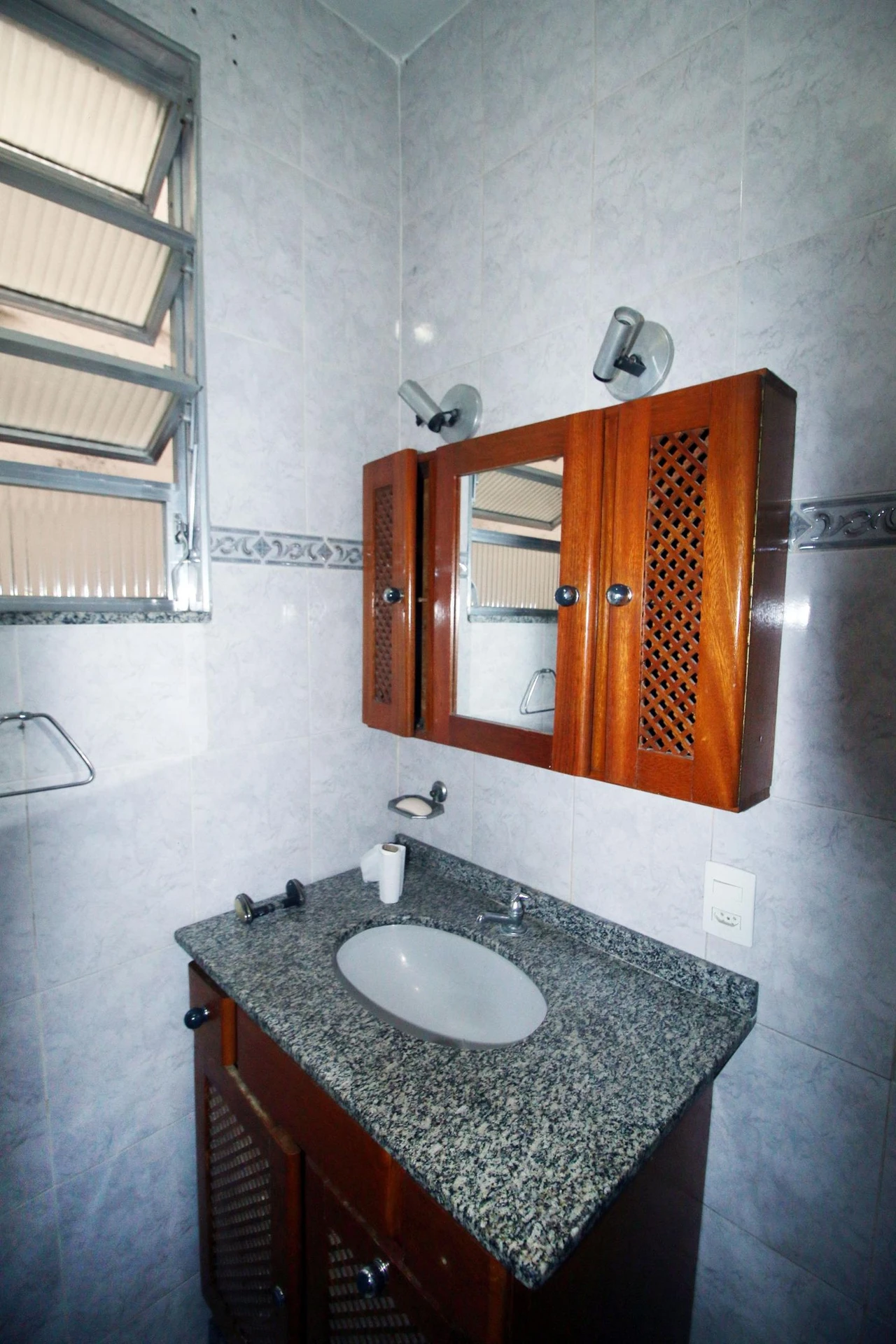 2-bedroom apartment, 70 m² — photo 25