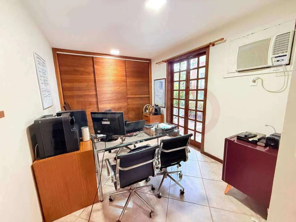 Furnished house with 5 en-suite bedrooms and 8 parking — photo 2
