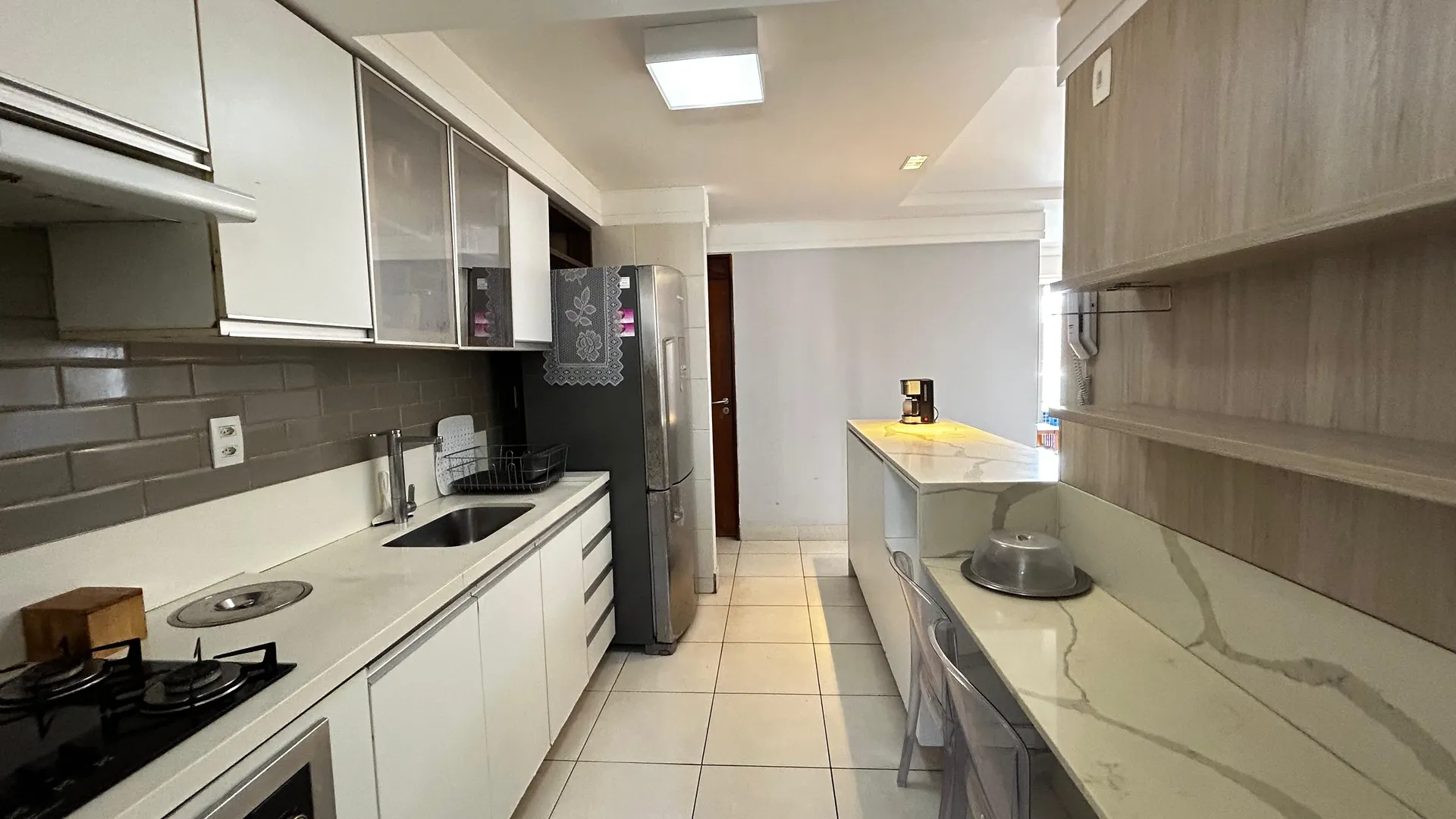 80 m² apartment with 3 bedrooms and 2 parking spaces — photo 12
