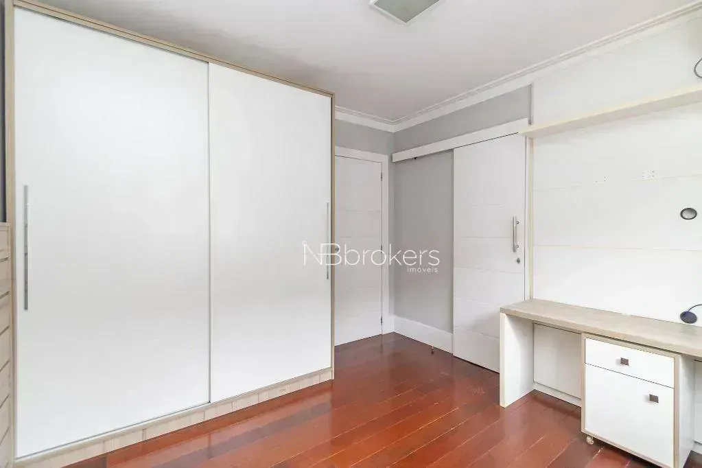 Furnished house with 4 bedrooms and a private garden — photo 49