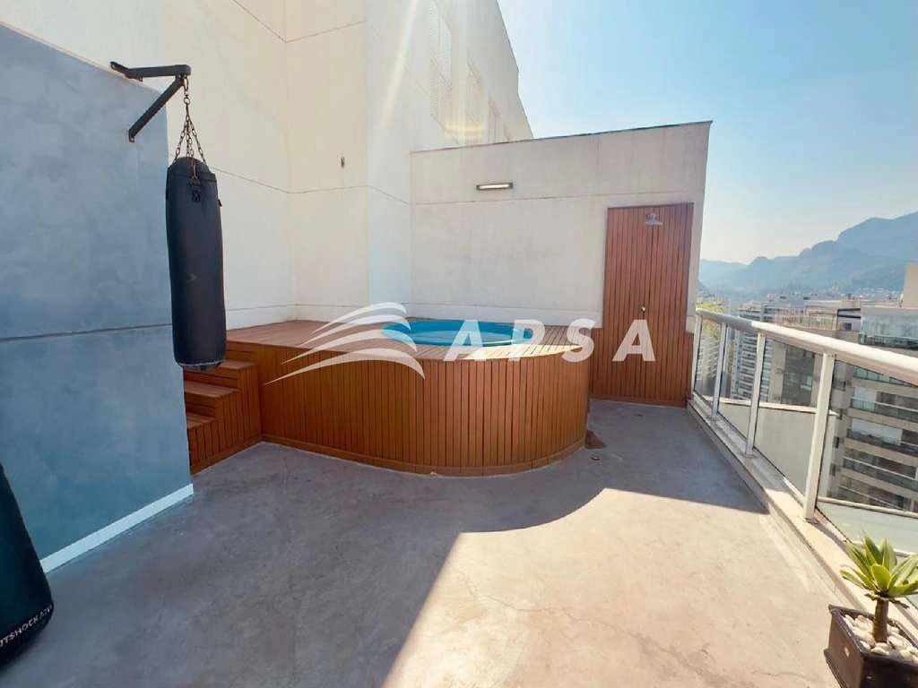 Duplex 4-bedroom penthouse with a private BBQ — photo 8