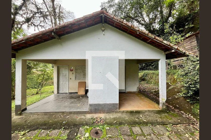 Furnished house, 9900 m², with a washing machine — photo 35