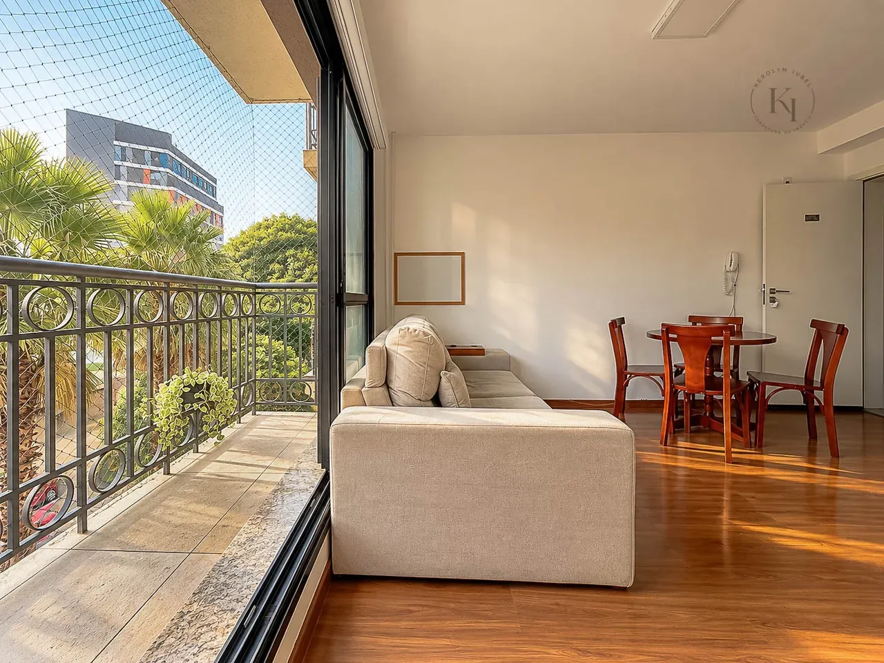 One-bedroom apartment in a building with a sauna — photo 5