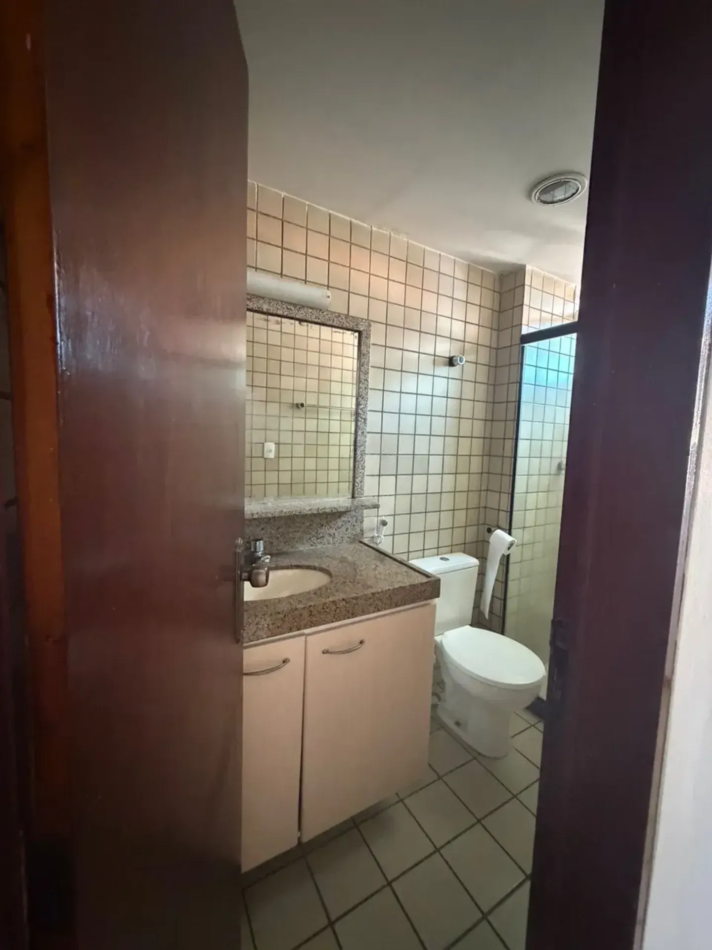 Квартира 110 м² з 3 спальнями та балконом — photo 15
