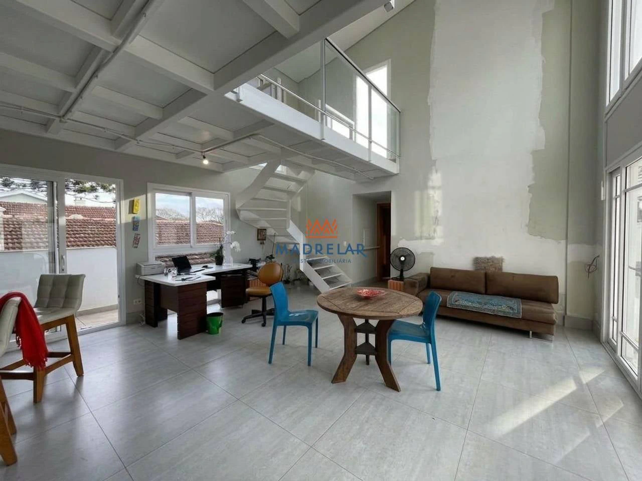 Furnished house, 389 m², with a walk-in closet — photo 4