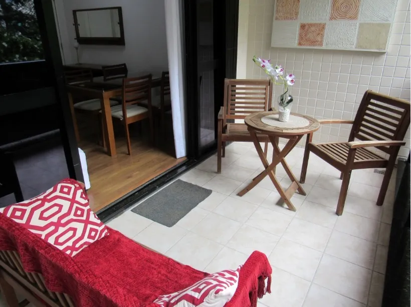 Furnished apartment with 3 bedrooms and 2 bathrooms — photo 17