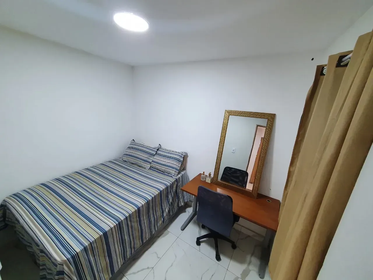 2-bedroom house with a home office — photo 13