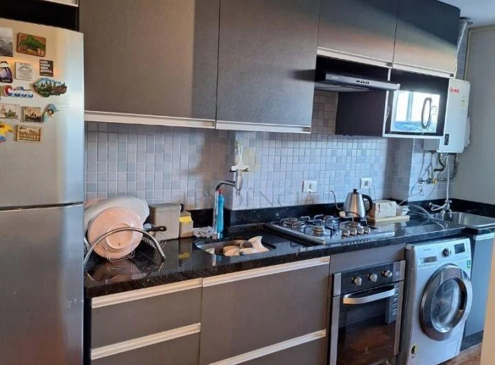 Apartamento sem mobília de 79 m² com sacada de vidro — photo 2