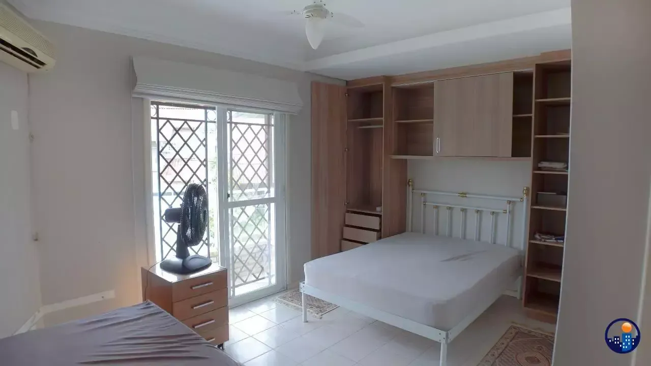 Furnished house with 3 bedrooms and 400 m² in a gated community — photo 10
