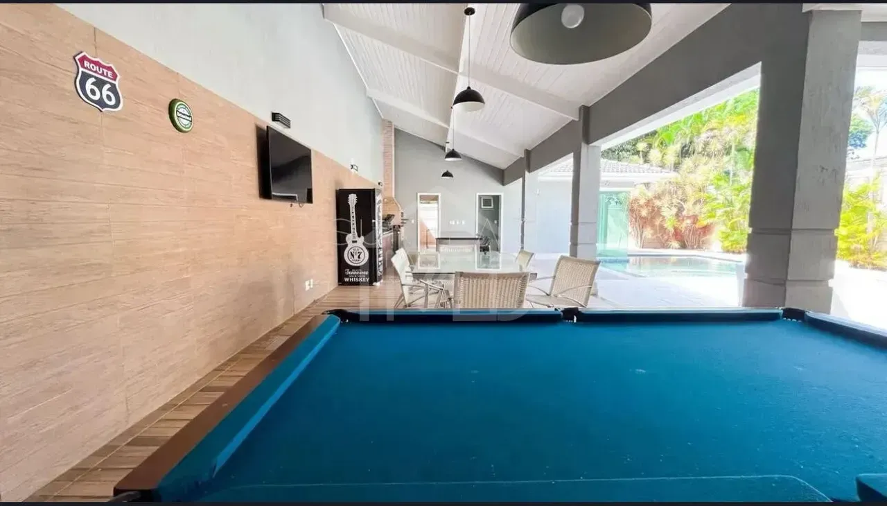 House with 4 suites, open-plan kitchen, 650 m² — photo 24