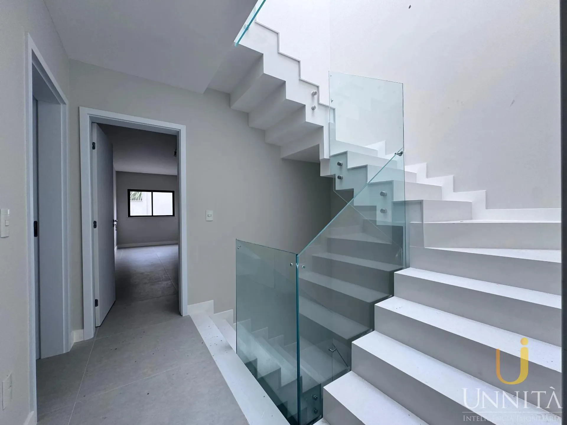 House, 510 m², with a grill on the balcony — photo 14