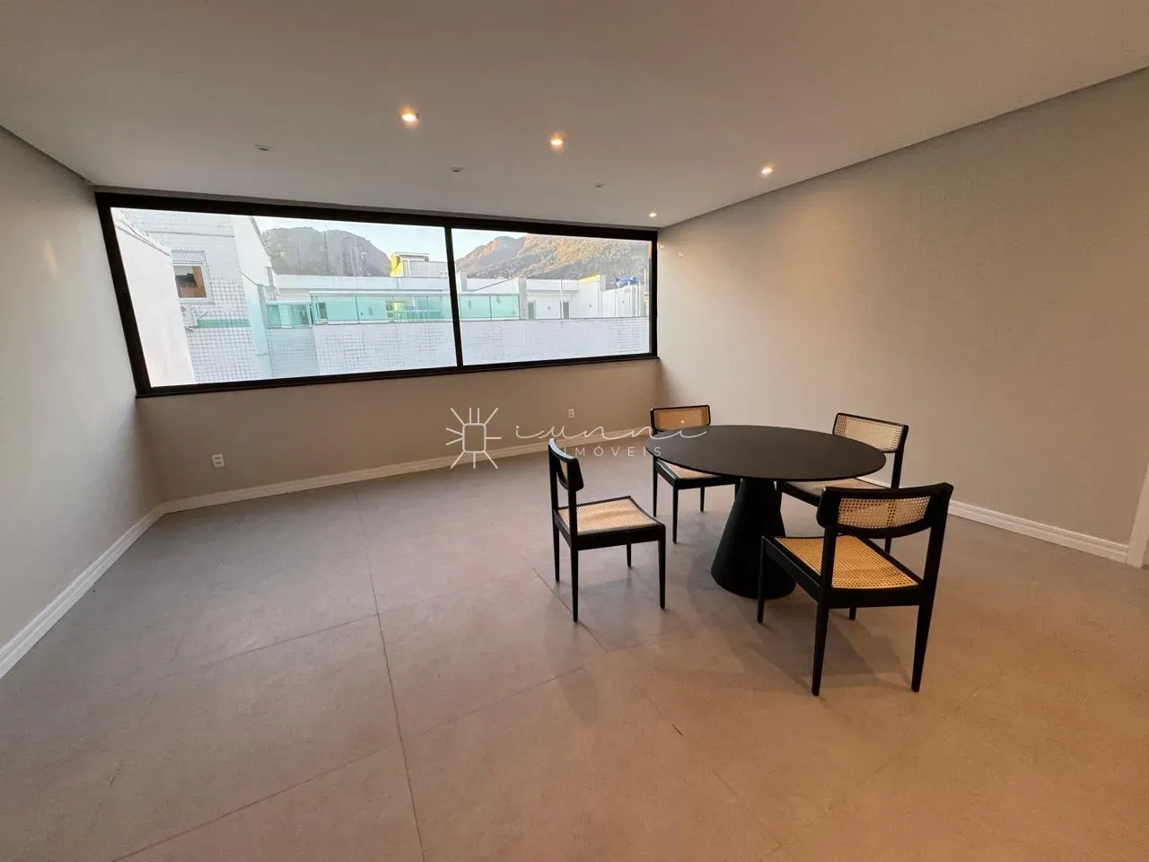 Penthouse with 5 bedrooms and 5 en-suite baths — photo 2