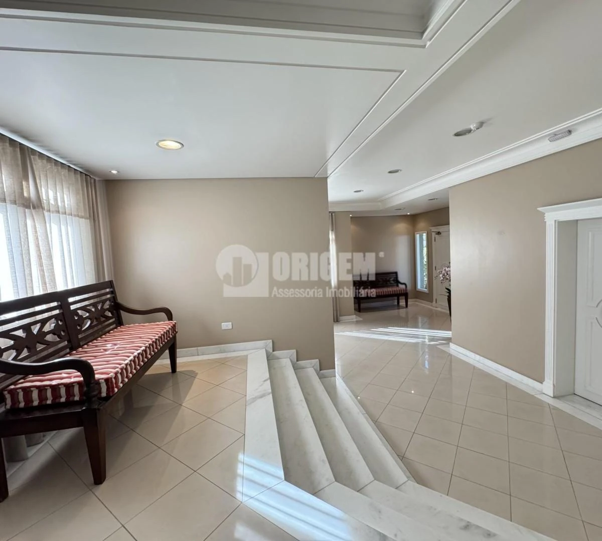 2-bedroom apartment with a bathtub in Curitiba — photo 38
