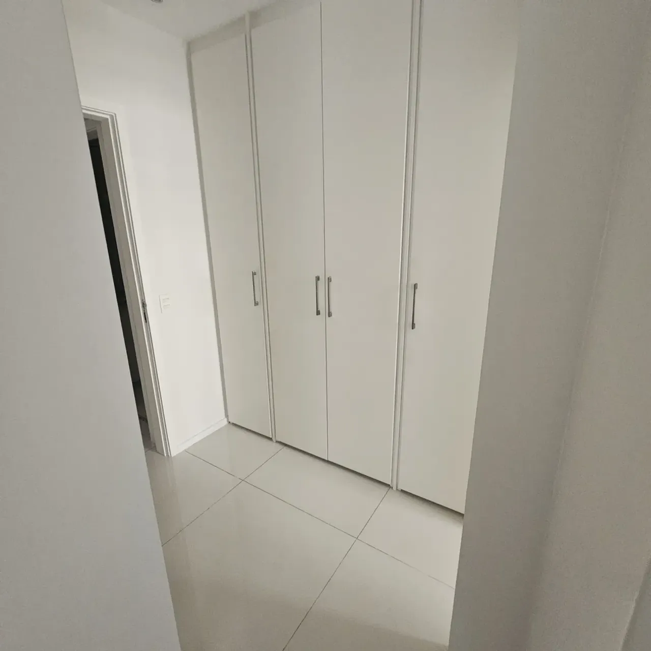 Apartamento de 3 quartos com cozinha fechada e 2 vagas — photo 9