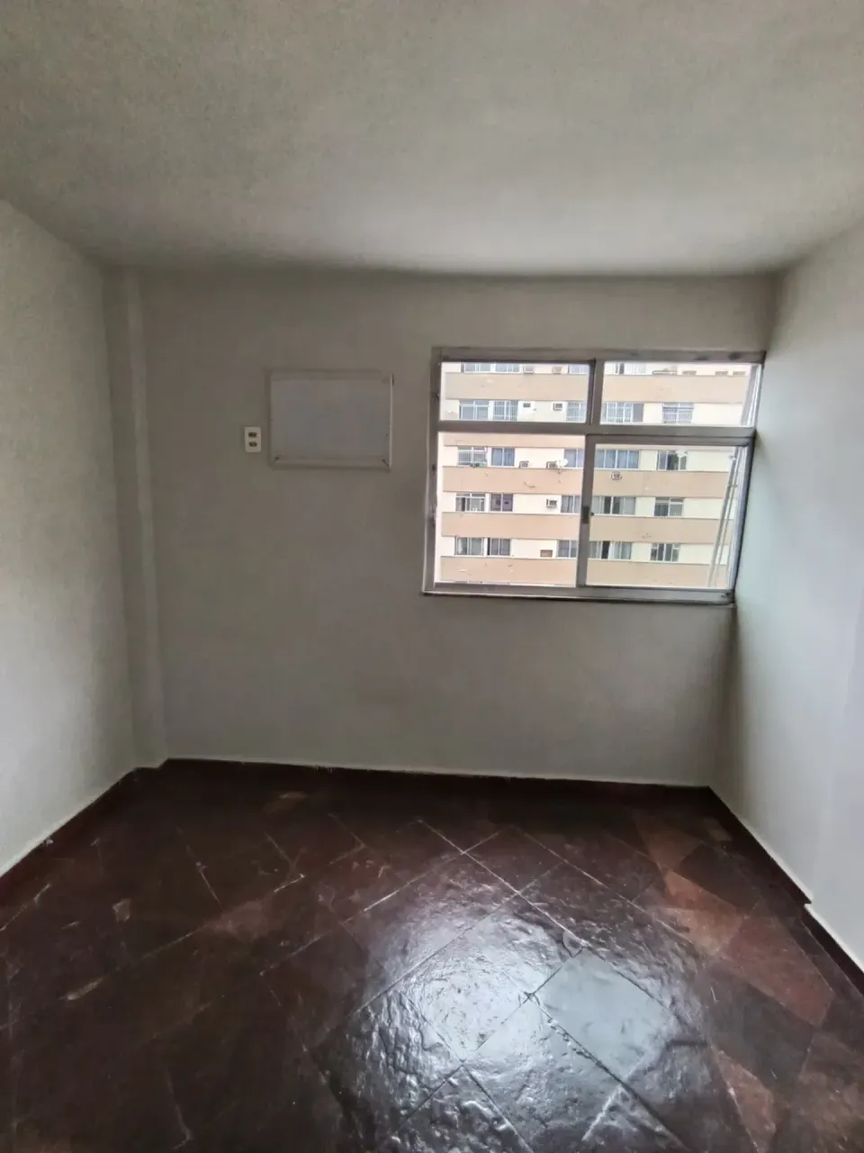 Unfurnished 3-bedroom apartment with 2 bathrooms — photo 18