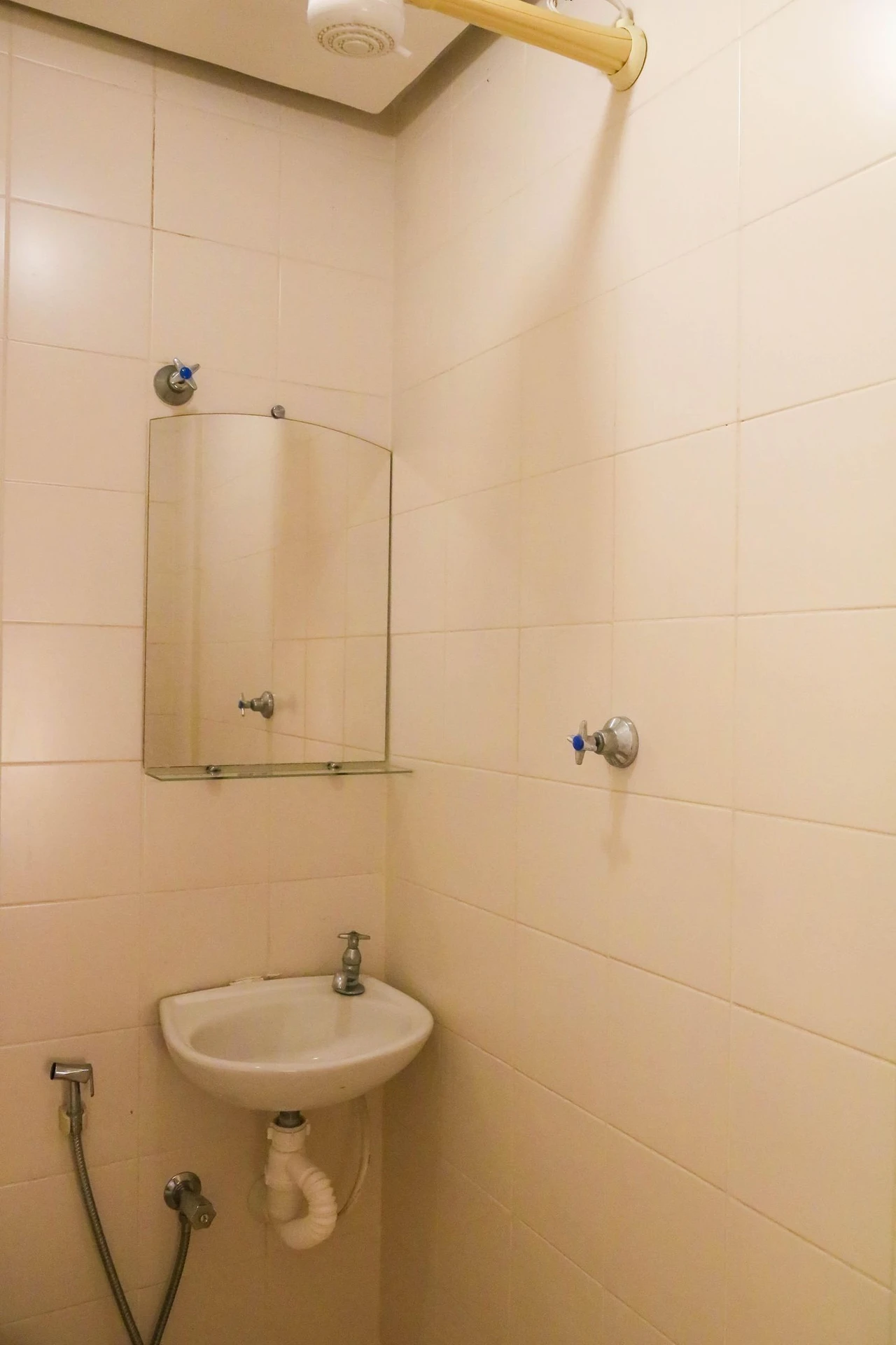 Furnished apartment with home office and 3 bedrooms — photo 32