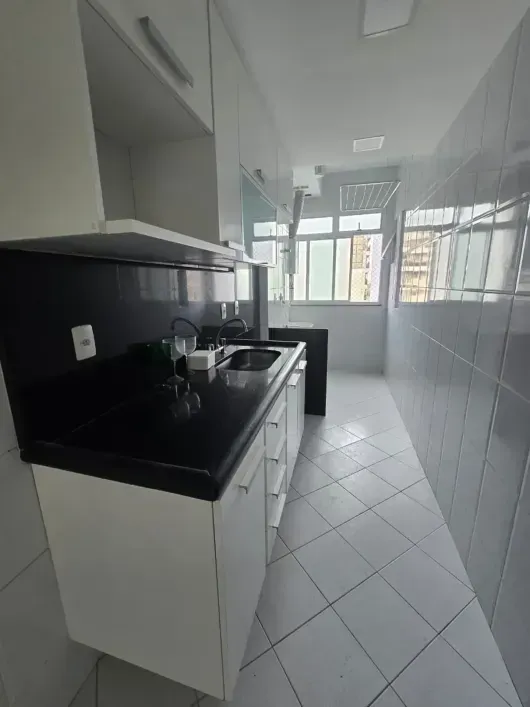 Apartamento com 3 quartos (2 suítes) e varanda — photo 2