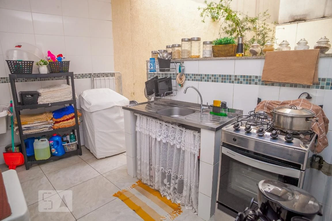 Власний басейн та 4 спальні: будинок 330 м² — photo 48