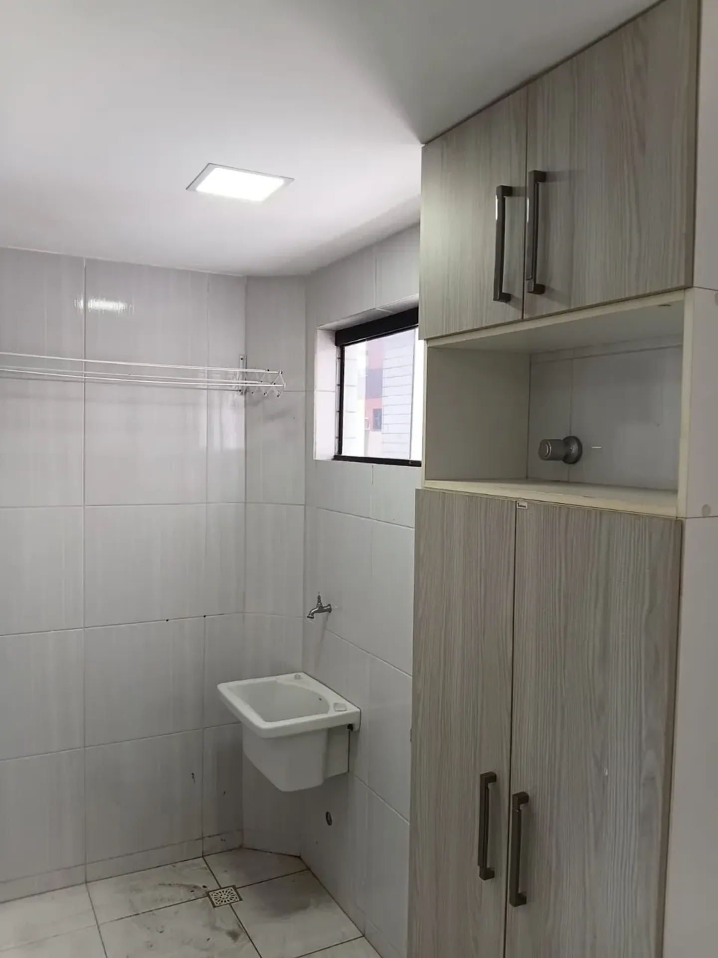 Квартира: 3 спальні, 1 з власною ванною кімнатою, 72 м² — photo 10