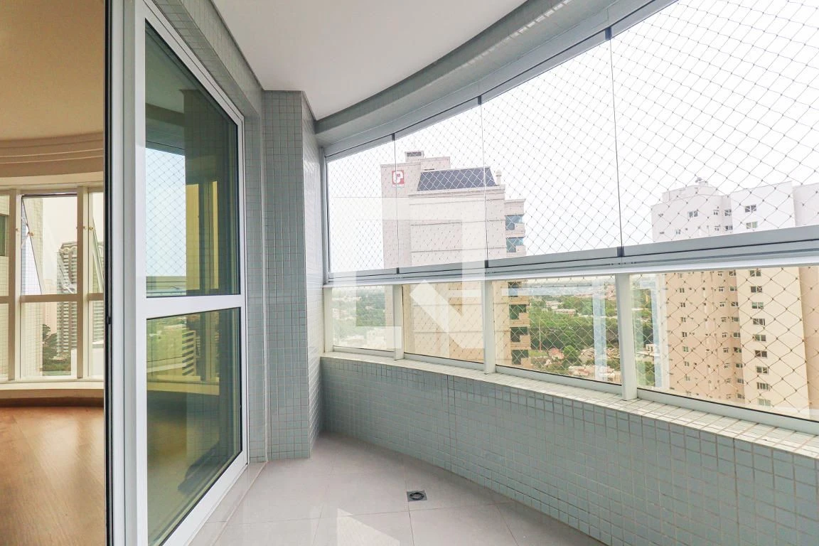 Apartment, 255 m², with a bathtub — photo 20