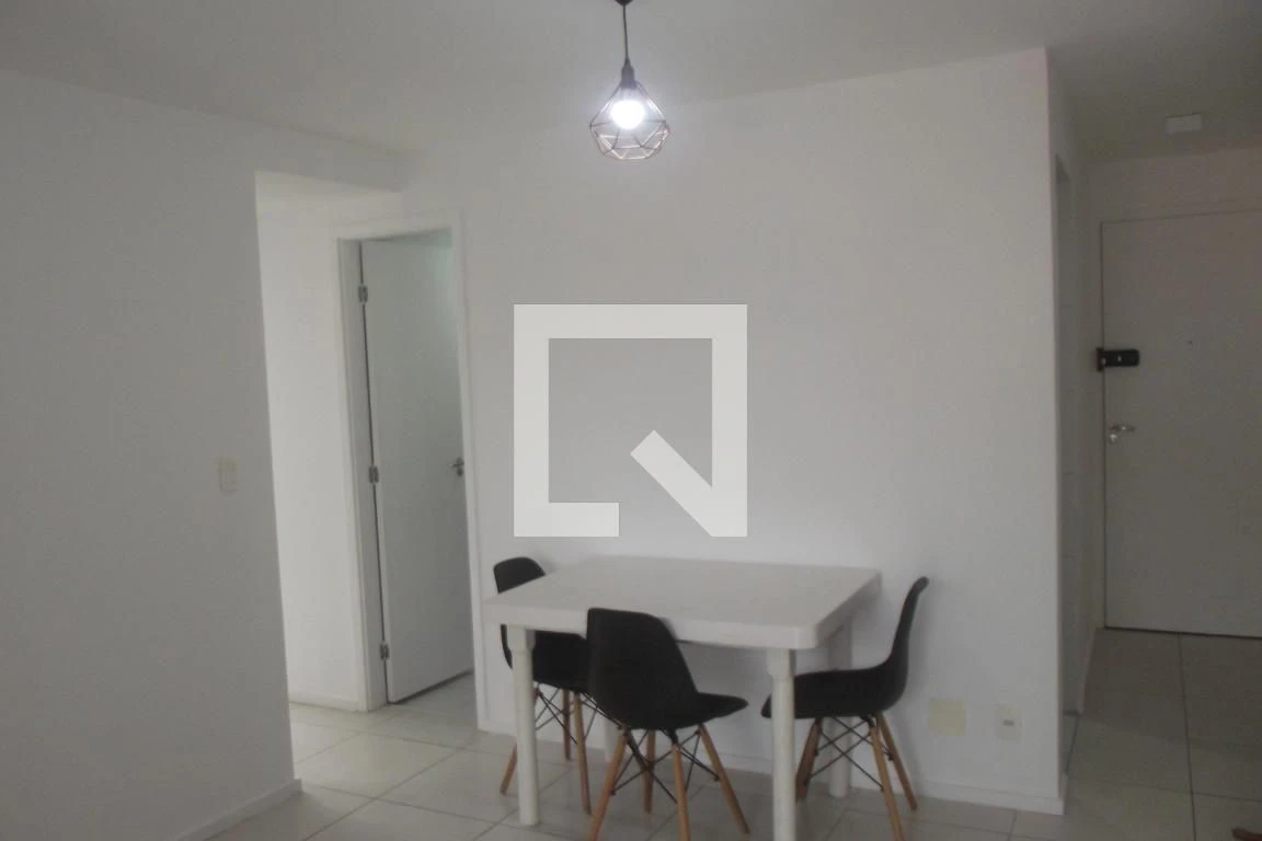 Furnished apartment with 3 bedrooms and enclosed balcony — photo 11