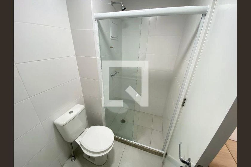 2-bedroom apartment in a building with a gym — photo 36