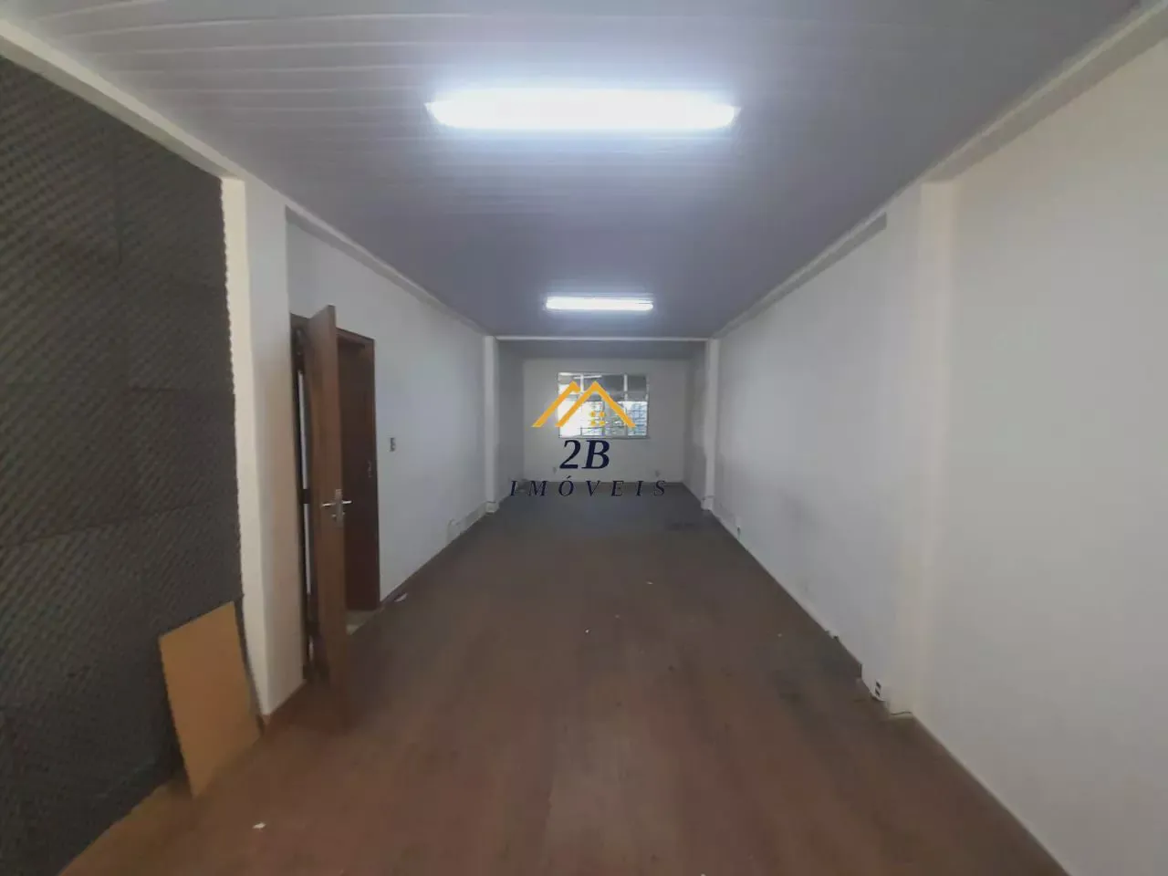 Unfurnished house with 5 bedrooms and 5 bathrooms — photo 8
