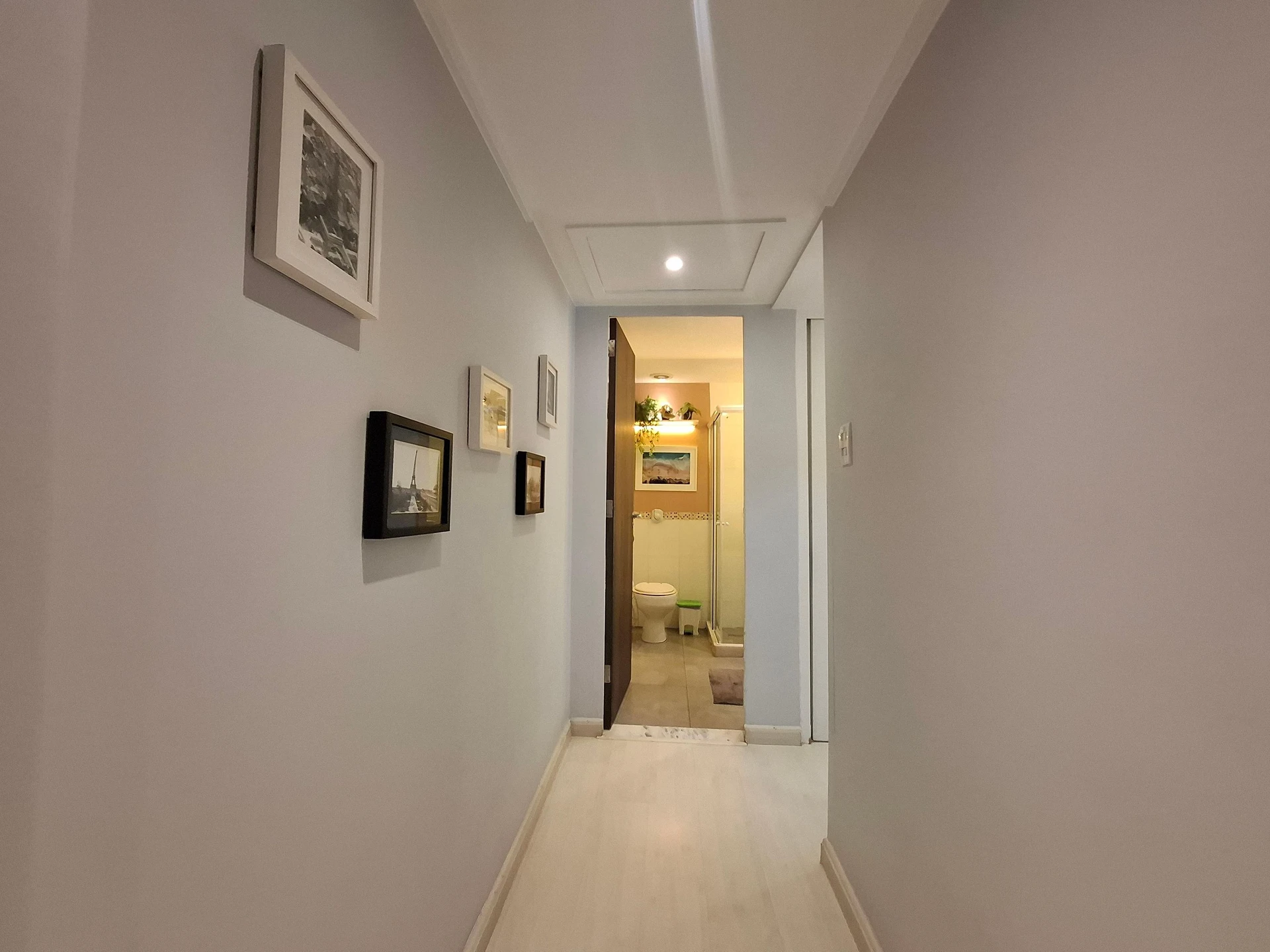 Furnished apartment, 100 m², with floor-to-ceiling windows — photo 30