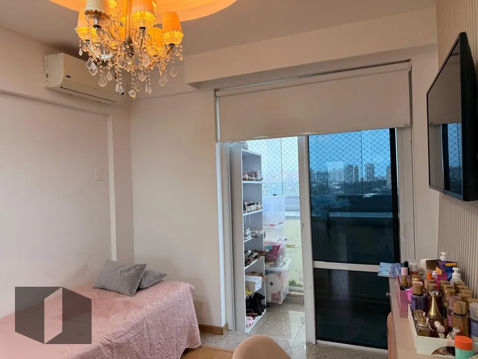 Furnished penthouse with 4 bedrooms and 3 bathrooms — photo 28