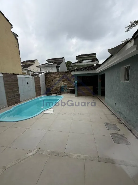 Furnished house with open-plan kitchen and gas stove — photo 20