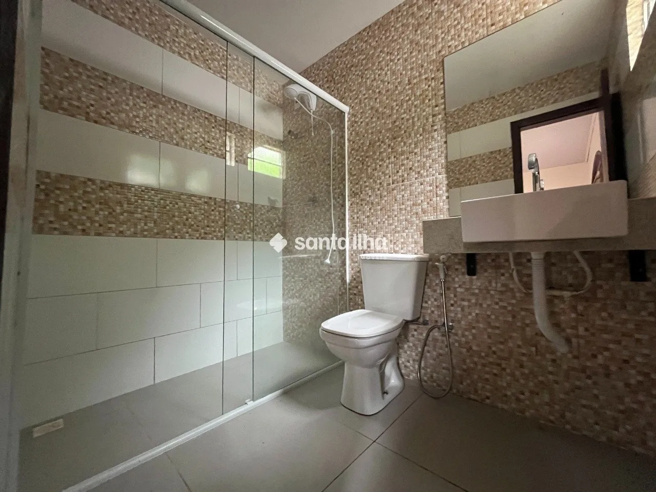 Unfurnished house with 3 bedrooms and 5 parking — photo 10