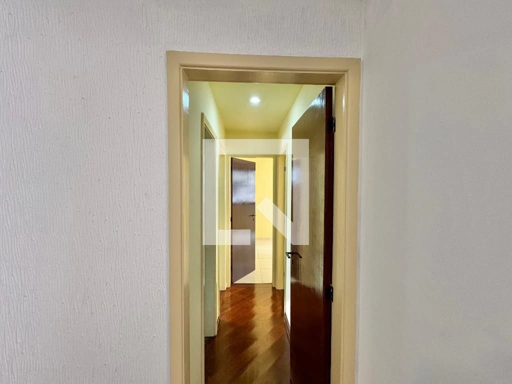 Apartment, 92 m², with a glass-enclosed balcony — photo 2