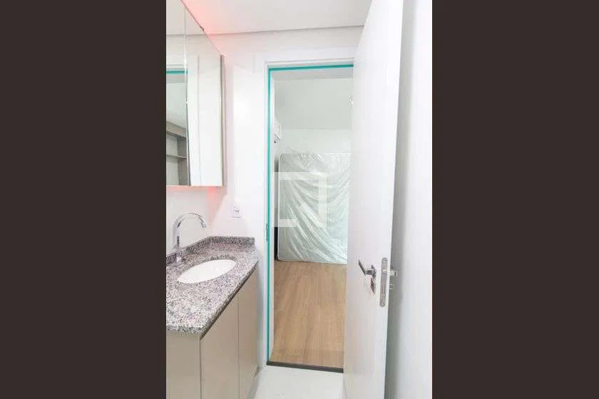 1-bedroom apartment with enclosed balcony — photo 23