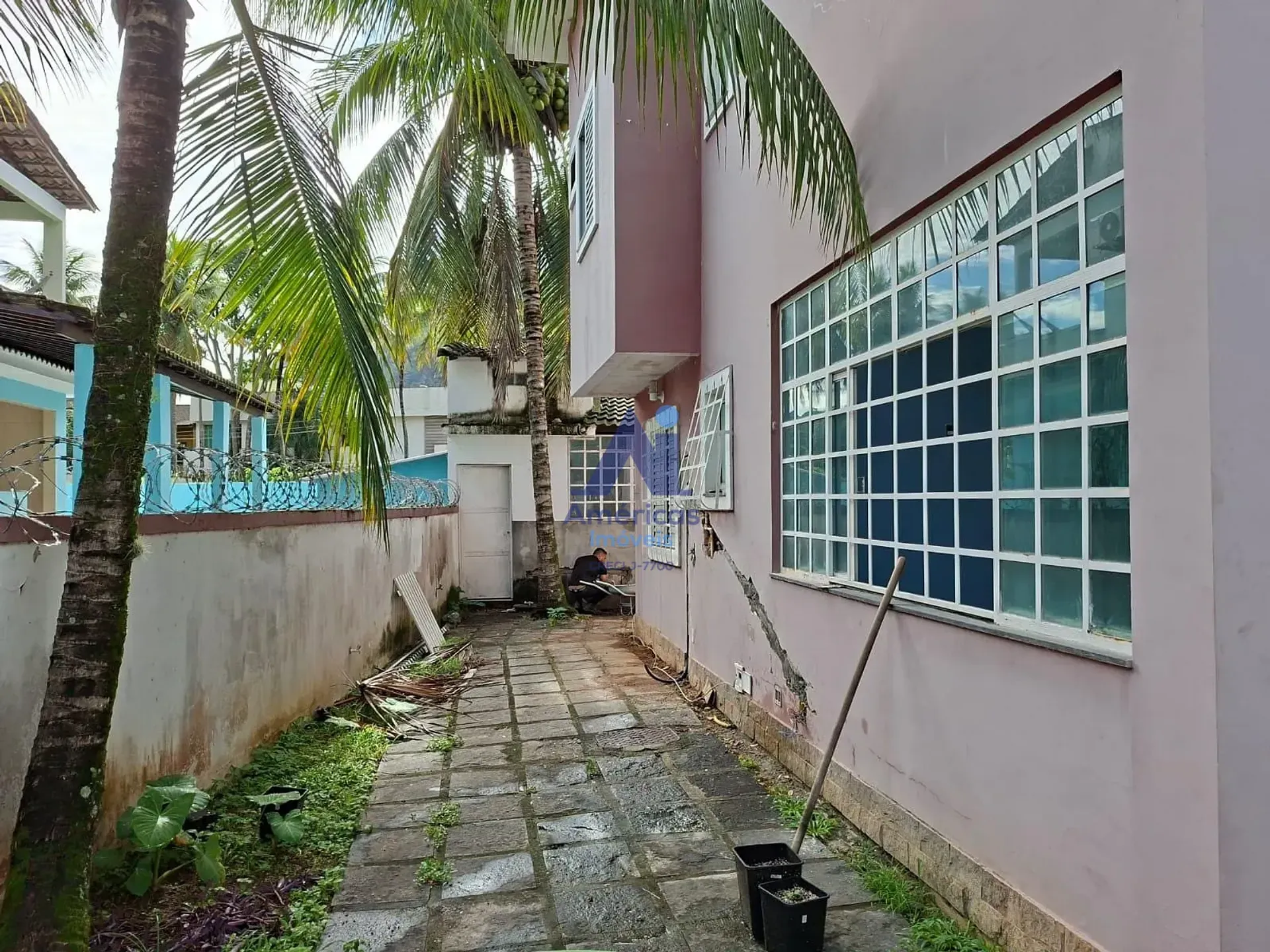 Casa sem mobília com churrasqueira na varanda — photo 66