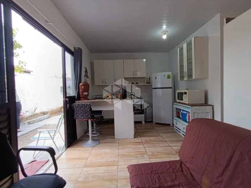One-bedroom house with a garden — photo 2