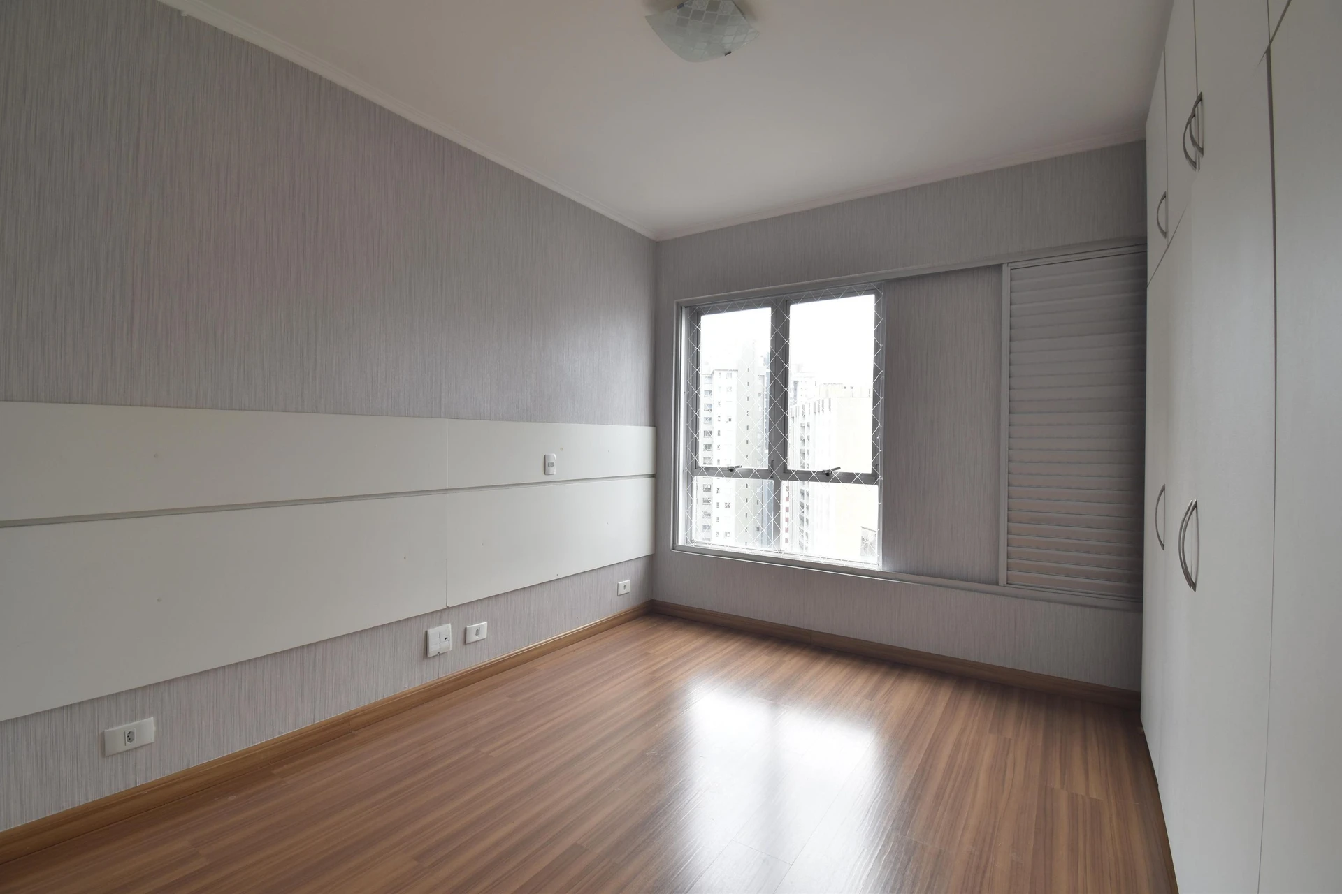 4-bedroom apartment with a jacuzzi — photo 28