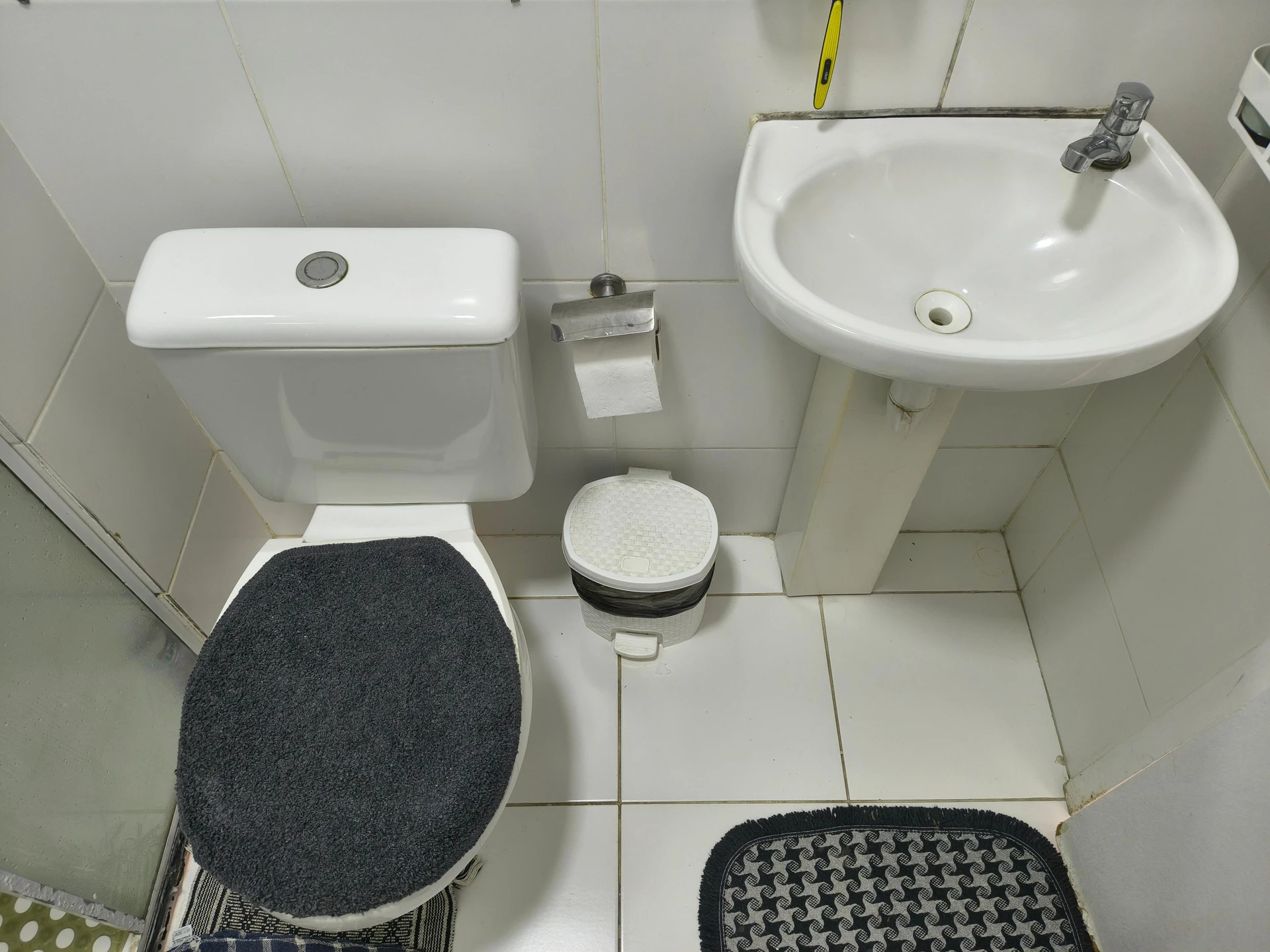 Washing machine in a 2-bedroom apartment, 46 m² — photo 13