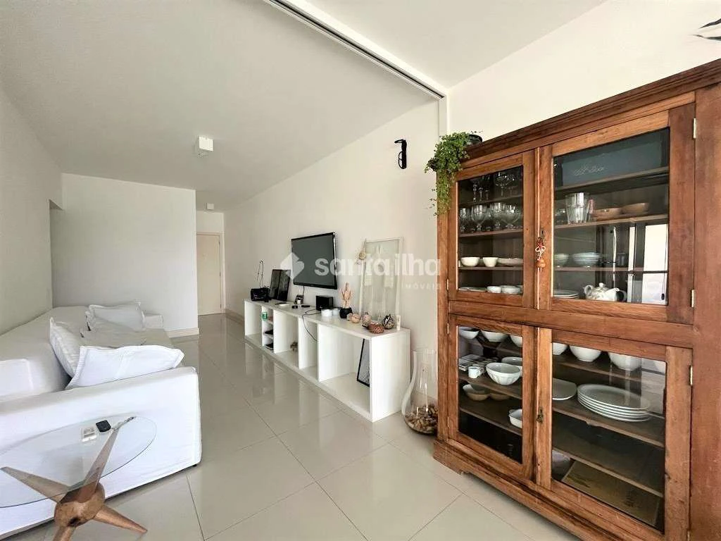 Apartamento de 301 m² com 3 quartos e 2 suítes — photo 4