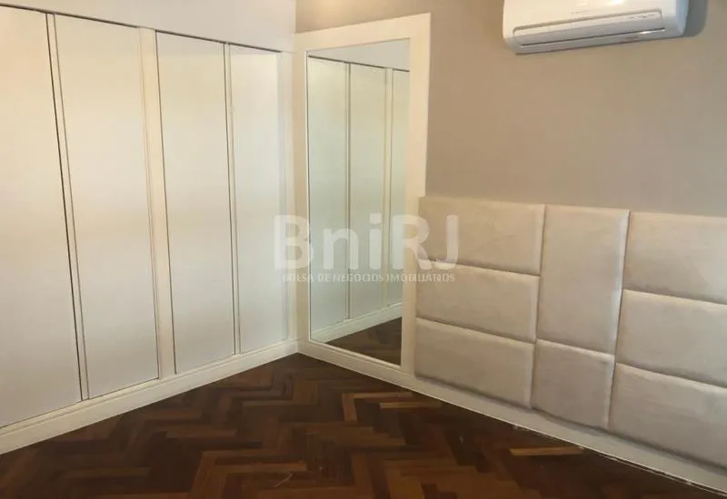 Furnished apartment with 4 bedrooms and a gas stove — photo 17