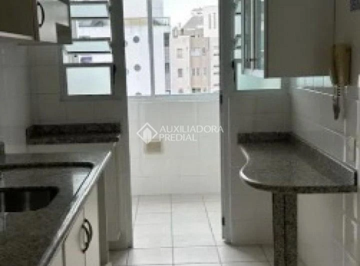 Apartamento de 74 m² con 2 dormitorios y suite — photo 2