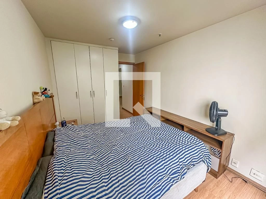 Furnished 2-bedroom apartment with built-in wardrobes — photo 21