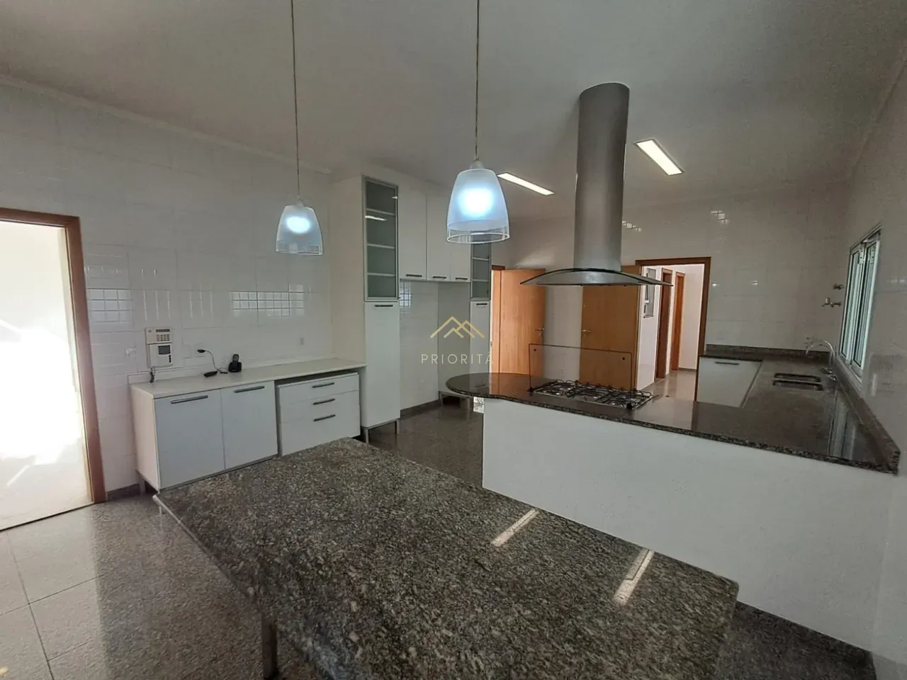 Casa em condomínio fechado com 6 quartos e 13 banheiros — photo 51