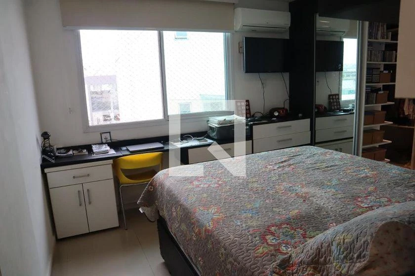 3-bedroom apartment with balcony and 172 m² — photo 43