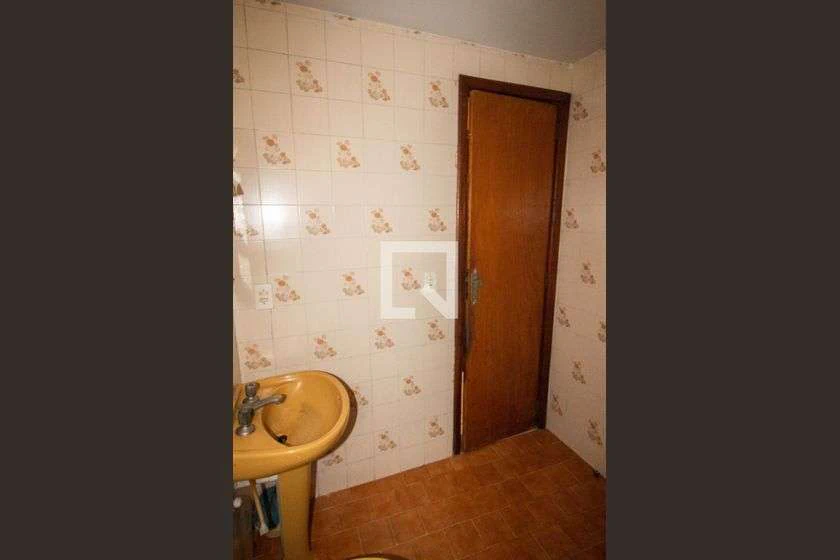 Мебльована квартира з пральною машинкою та 2 кімнатами — photo 24