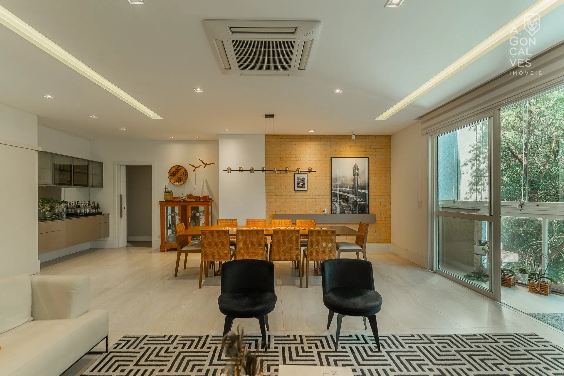 3-bedroom apartment with a dishwasher in Curitiba — photo 12