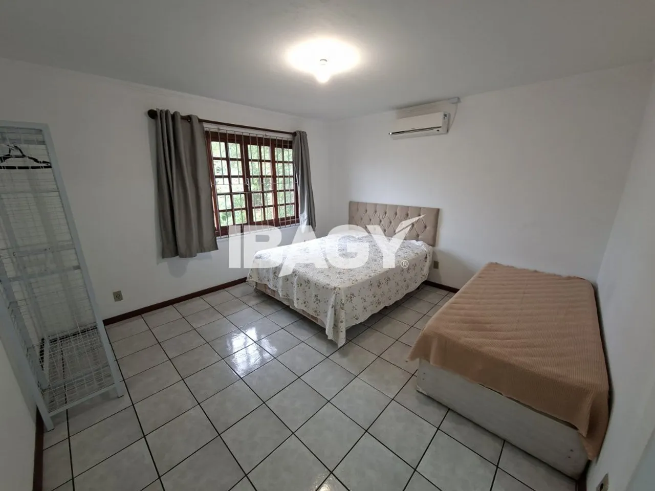 Washing machine in a 5-bedroom house, 372 m² — photo 6