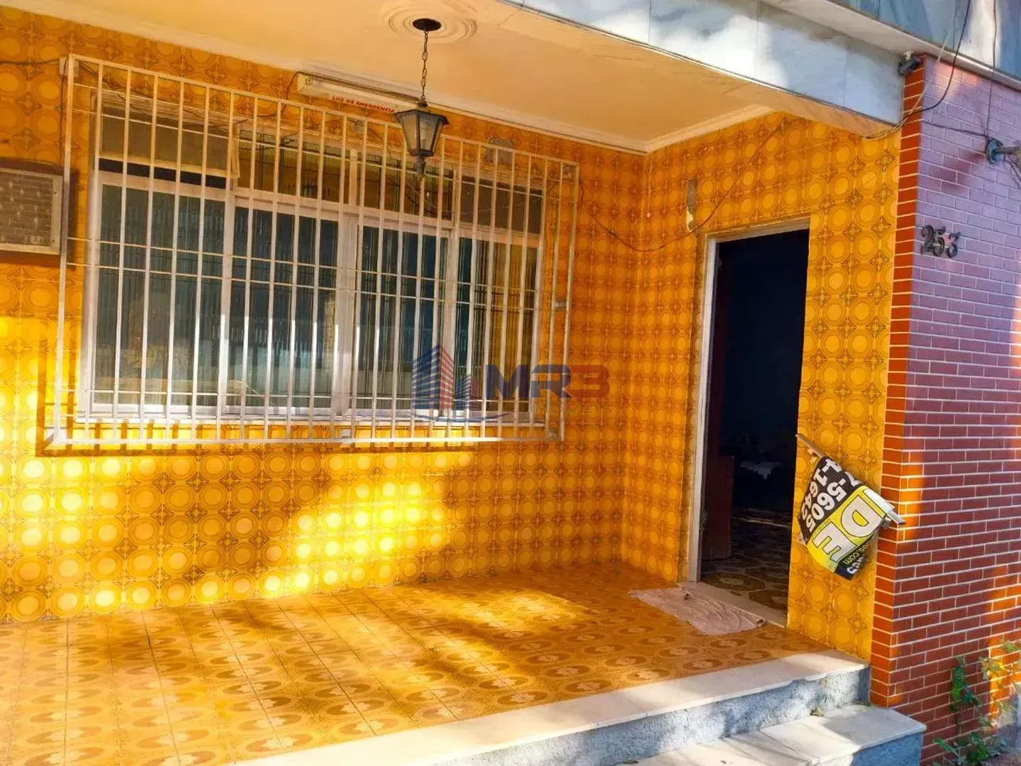 3-bedroom house with a mountain view in Rio de Janeiro — photo 28