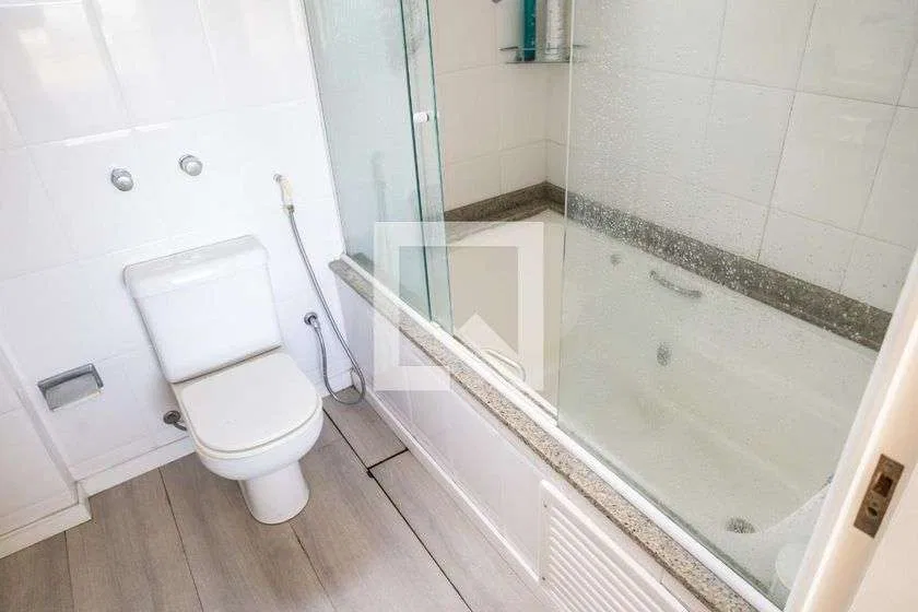 Орендна квартира з 3 спальнями та 304 м² — photo 20
