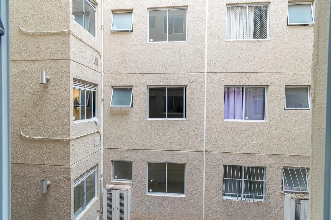 2-bedroom apartment in a building with a gym — photo 8